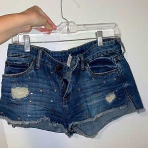 Jean Shorts with heart studs
